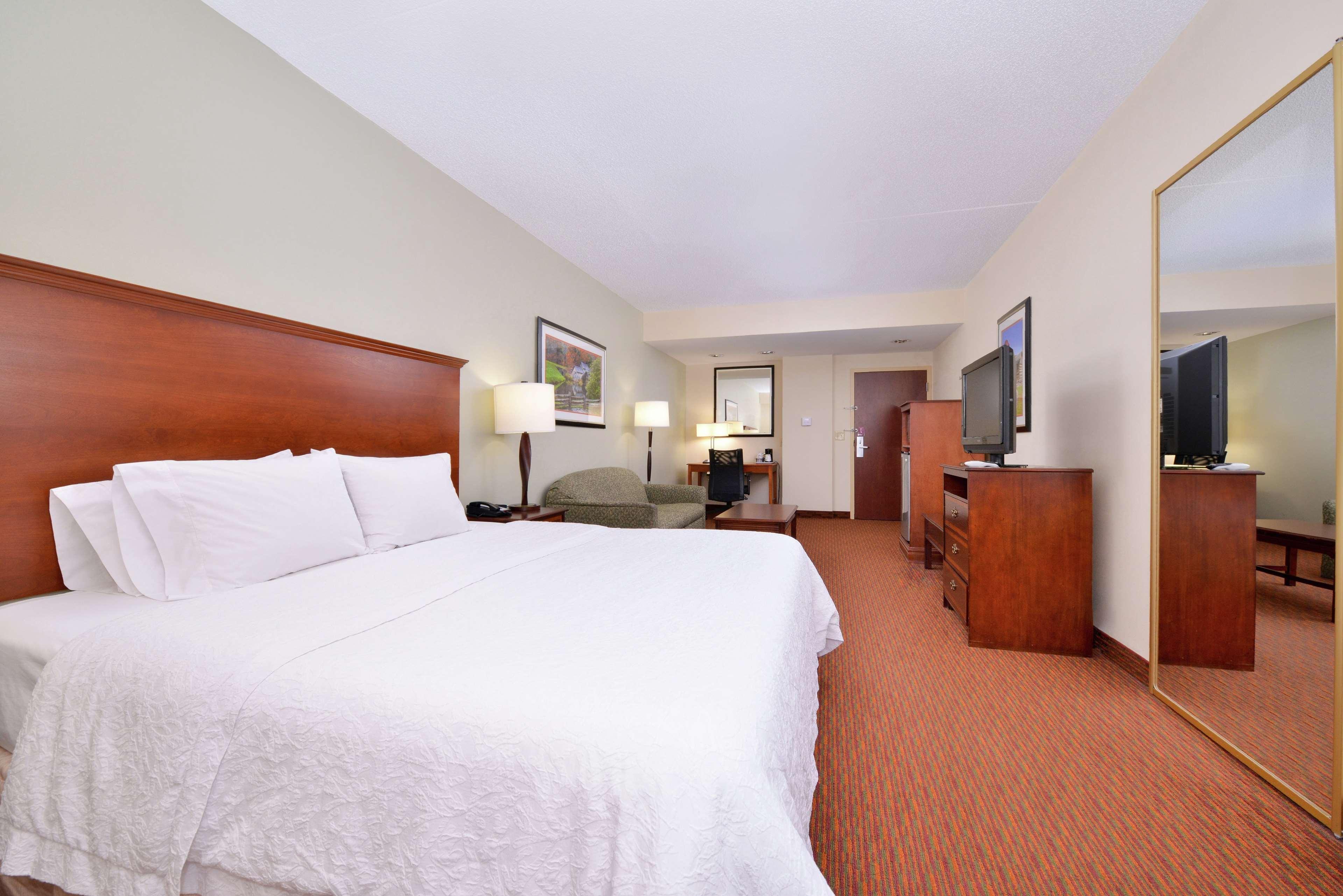 Fishersville Hampton Inn Waynesboro/Stuarts Draft מראה חיצוני תמונה
