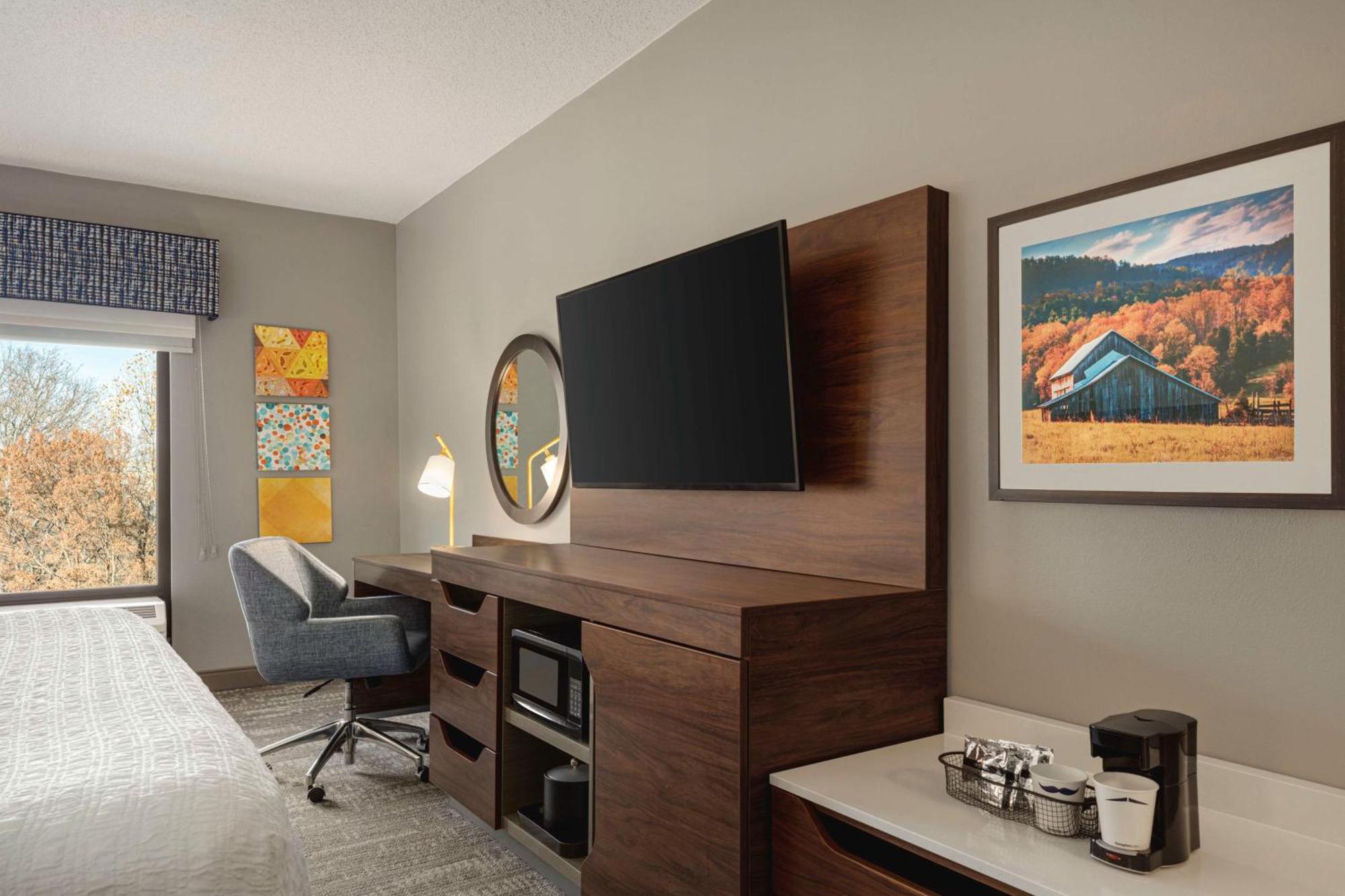 Fishersville Hampton Inn Waynesboro/Stuarts Draft מראה חיצוני תמונה