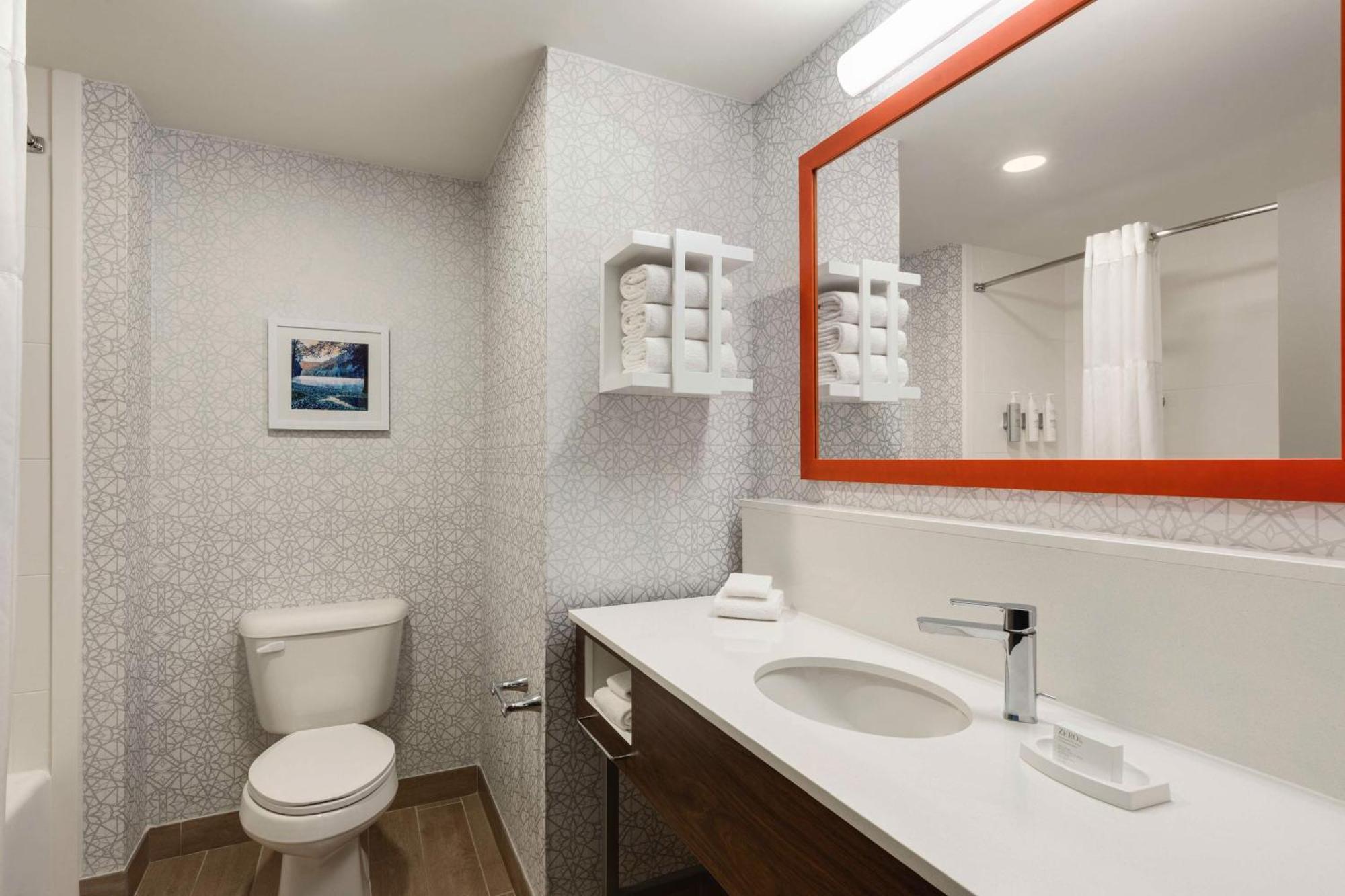 Fishersville Hampton Inn Waynesboro/Stuarts Draft מראה חיצוני תמונה