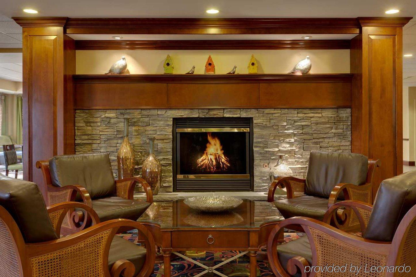 Fishersville Hampton Inn Waynesboro/Stuarts Draft מראה חיצוני תמונה