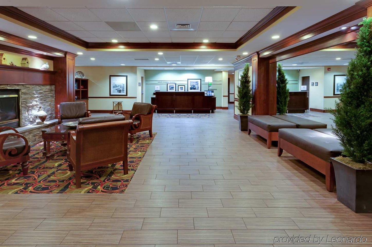 Fishersville Hampton Inn Waynesboro/Stuarts Draft מראה חיצוני תמונה