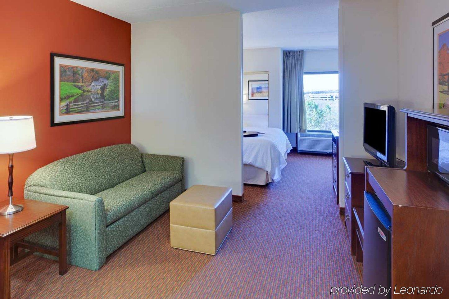 Fishersville Hampton Inn Waynesboro/Stuarts Draft מראה חיצוני תמונה